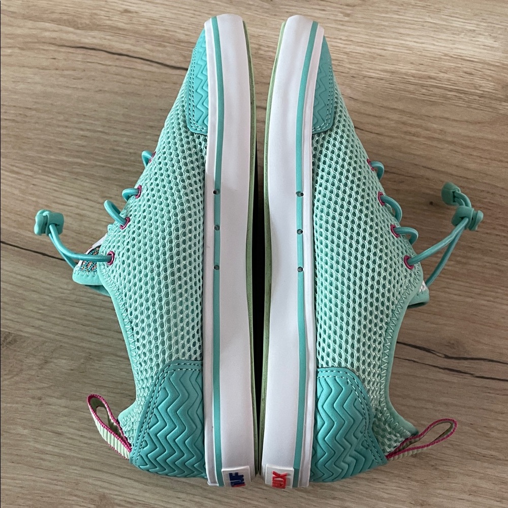 XTRATUF Women Size 7 Aqua Water Shoes Teal Quick Dry Slip On Beach - Picture 7 of 9